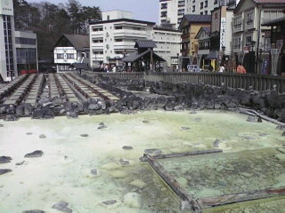 草津温泉